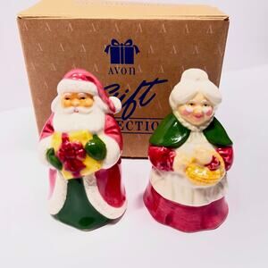 Vintage 1995 Mr. & Mrs. SANTA CLAUS Salt & Pepper Shakers 3” by Avon